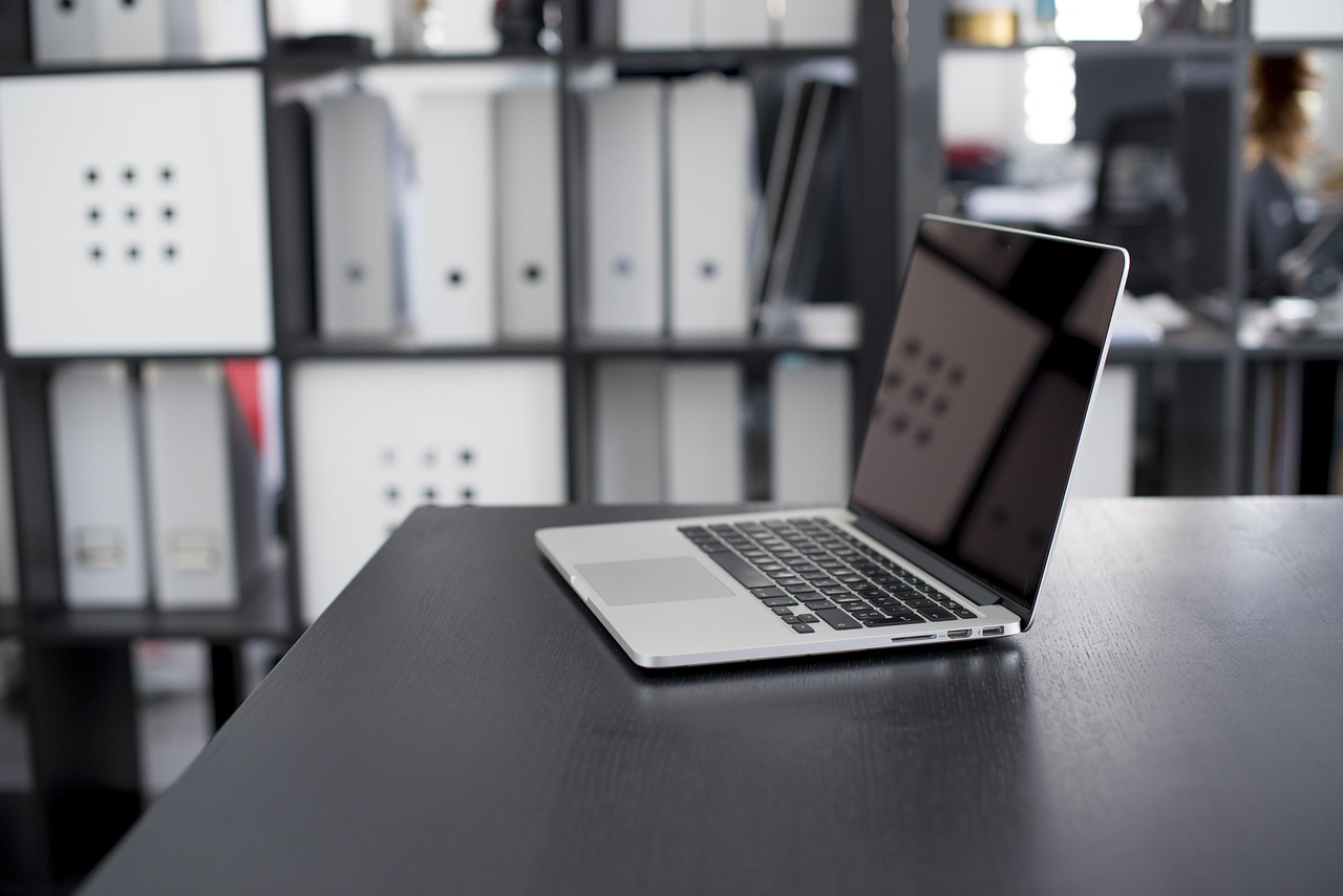 Hotel reservation system and guest payment data