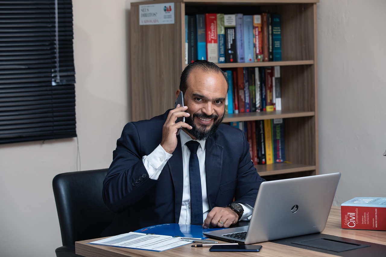 Attorney & Law Firm Insurance on the job